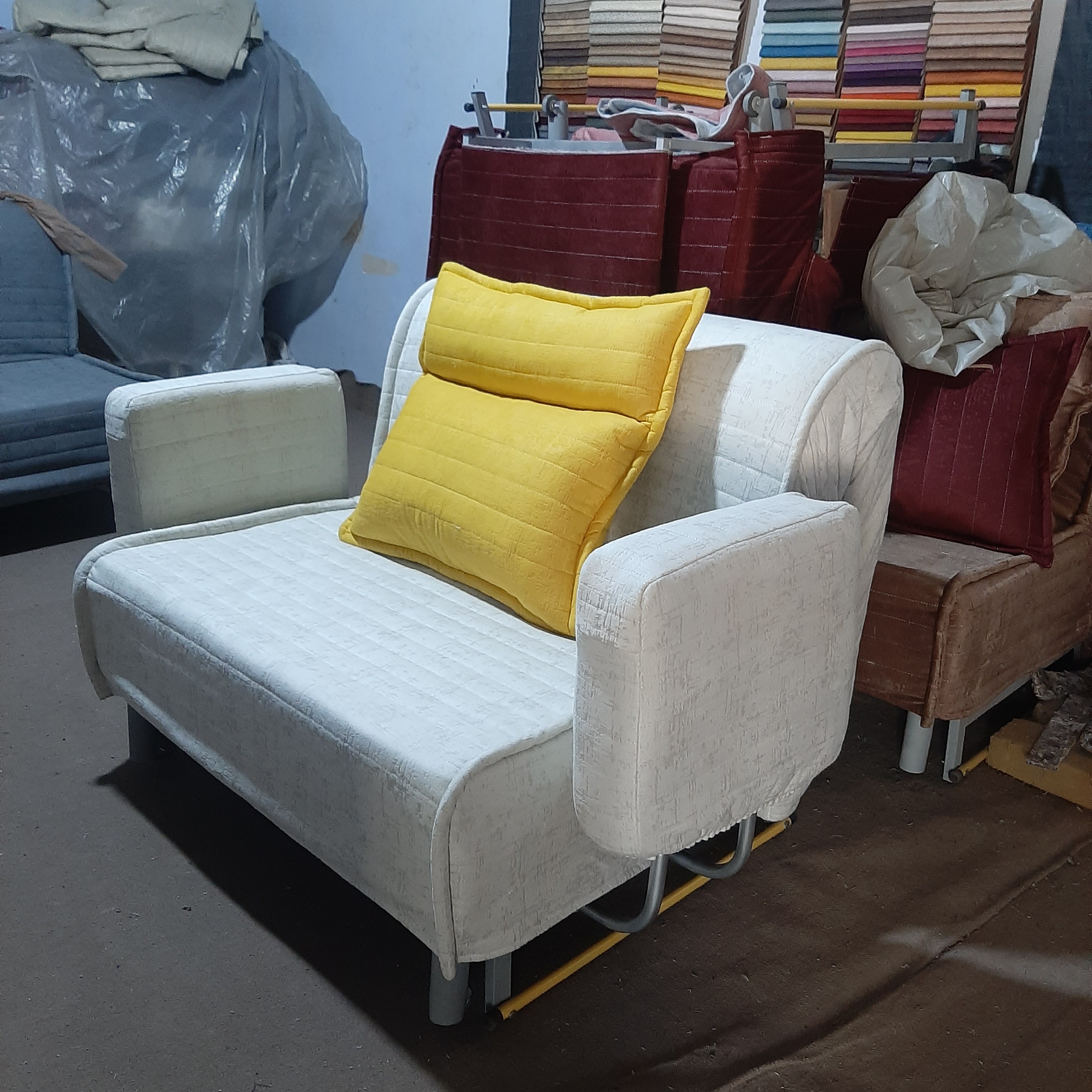 کاناپه تختخوابشو (دسته دار)مبل تخت خوابشو